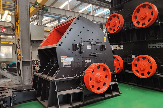 單轉子錘式破碎機的工作原理 單轉子錘式破碎機的工作原理