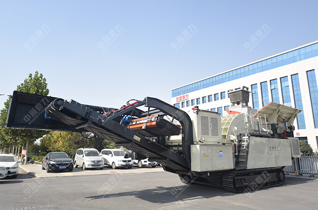 日產(chǎn)2000噸移動式的砂石生產(chǎn)線 日產(chǎn)2000噸移動式的砂石生產(chǎn)線