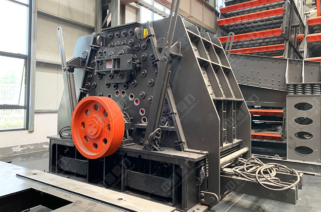 PCK1680×1800可逆錘式制砂機,PCK1680×1800破碎機