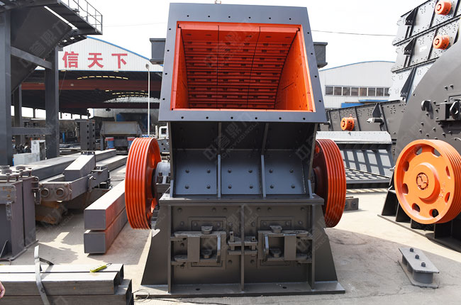 PCB1400錘式破碎機(jī)