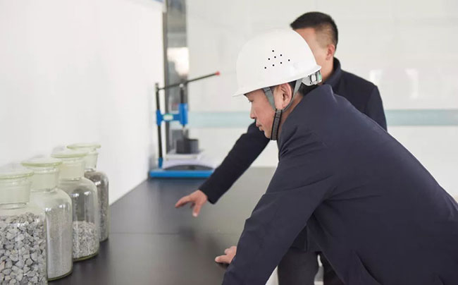 查看成品料粒形與品質(zhì)