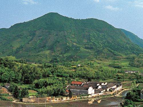 安徽礦山復(fù)綠工程