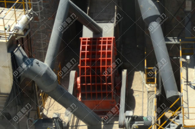 河北邢臺臨城中聯水泥石料生產線頭破