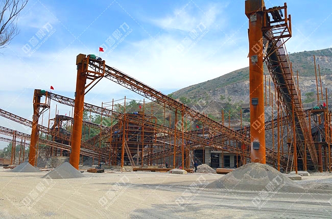 時產(chǎn)600噸石料生產(chǎn)線