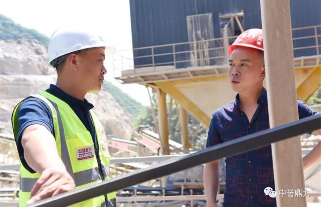 與負責(zé)人現(xiàn)場溝通