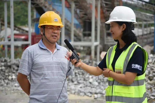 采訪獨石山采石場總經理唐貴祥