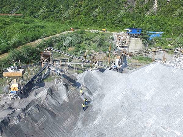 山石破碎生產(chǎn)線