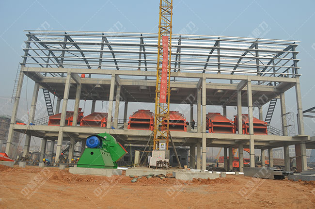 碎石廠土建現(xiàn)場