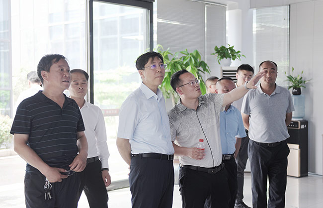 了解藍天環保智慧廠區中控系統