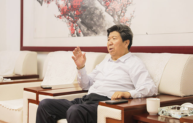 寧夏瀛海集團董事長范海龍一行參觀中譽鼎力